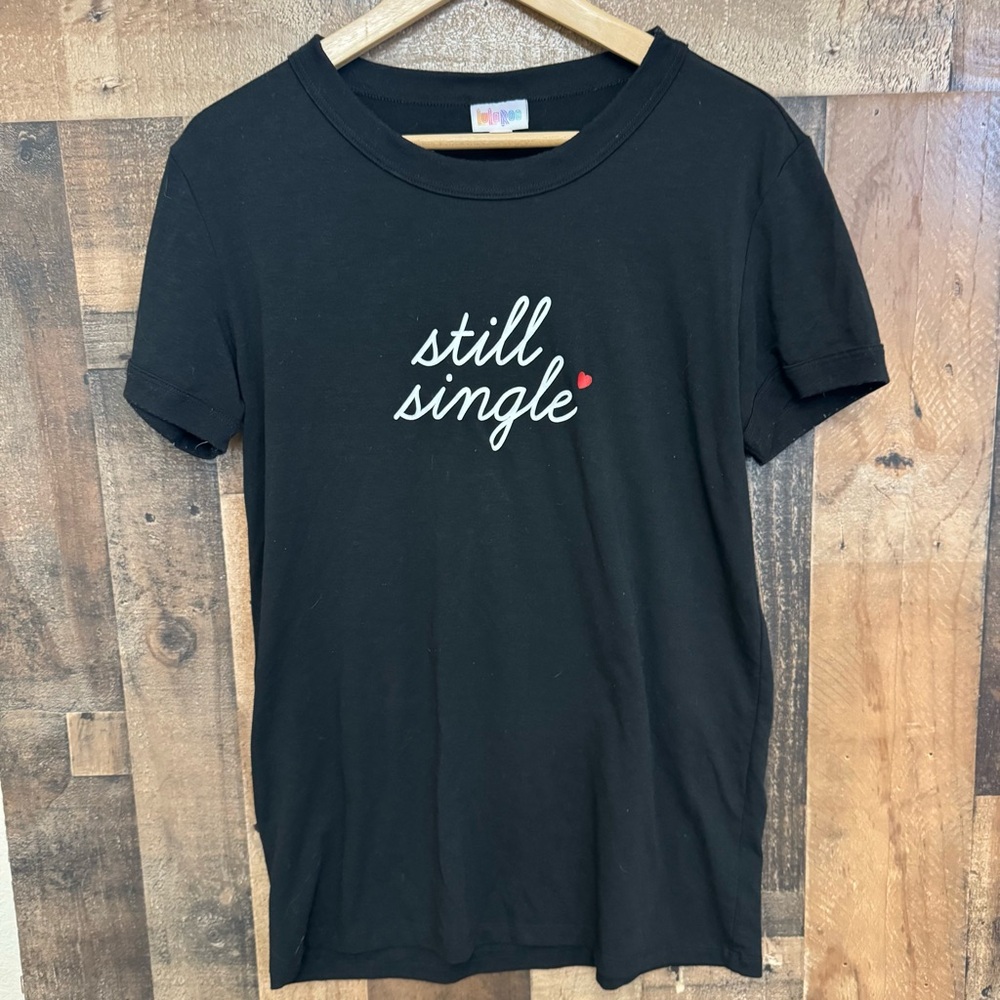LuLaRoe Liv Top Still Single Graphic Heart